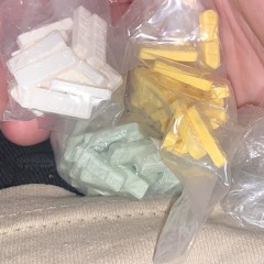 LET US DIE feat. HOLLOWMÆN (prod. Yung gHo$t)