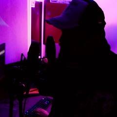 XO ft. Luis (p. trxgon)