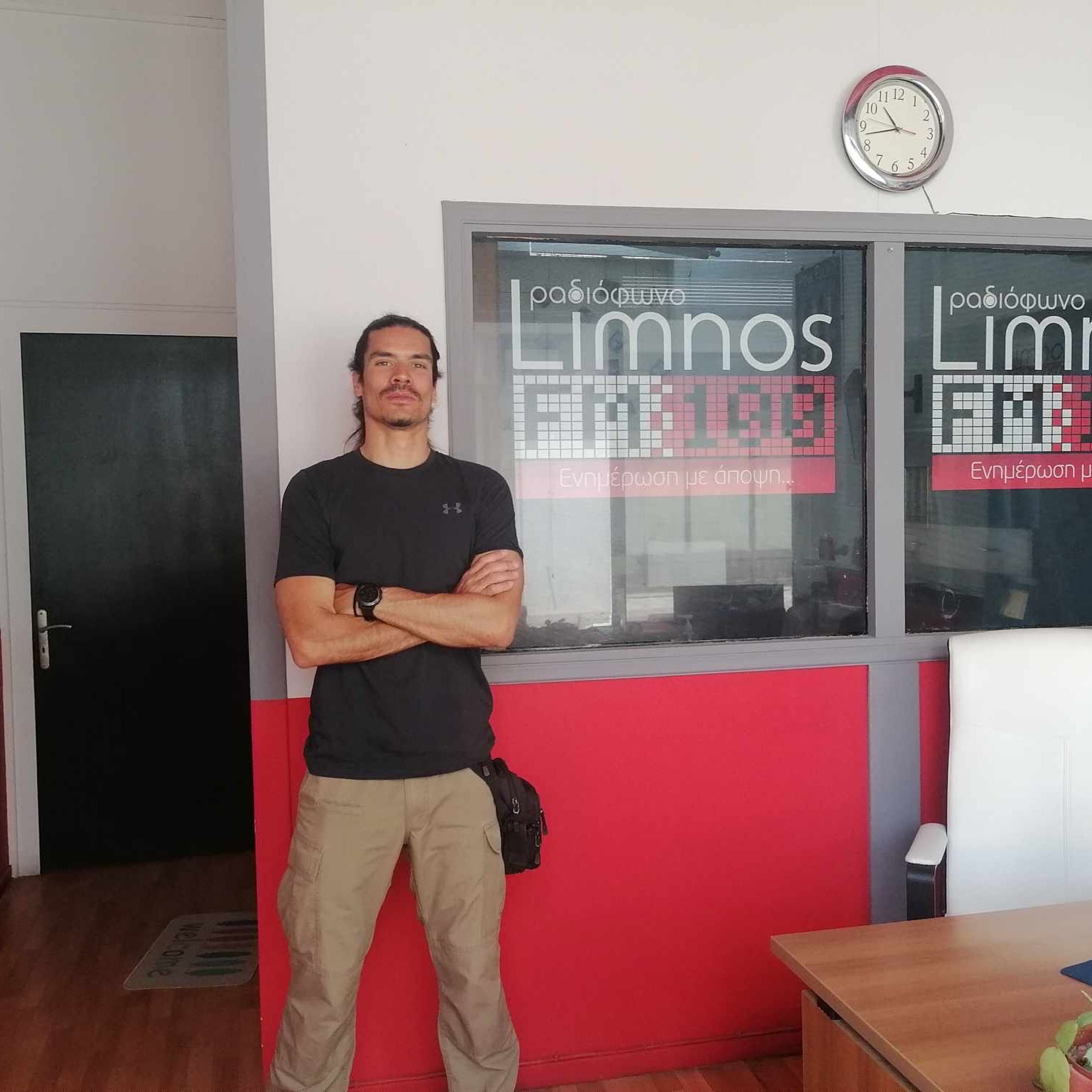 Απόστολος Σαχάς Εκπ.Καταδύσεων και Υπ.του καταδυτικού κέντρου Surf Club Kέρους episode artwork
