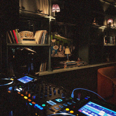 Warm Up Set - Paris Skyride at Cité Rooftop