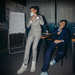 VEIGH - Clickbait ft. Niink (Clipe Oficial)