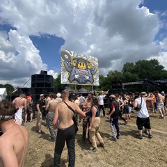 I'm Dancing to the Groove🕺🕺🕺