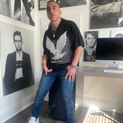 Dance the night away ❤️💕.