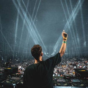 Ewan McVicar Closing APEX Stage @ Creamfields 2026