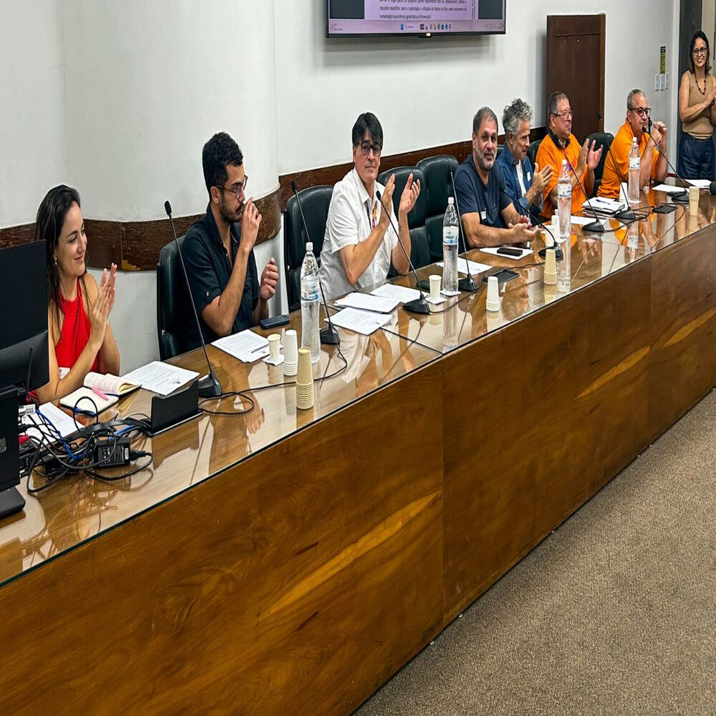 14.04.2026 = PROPOSTA BUSCA HUMANIZAR A SAÚDE PÚBLICA ATRAVÉS DO RISO episode artwork