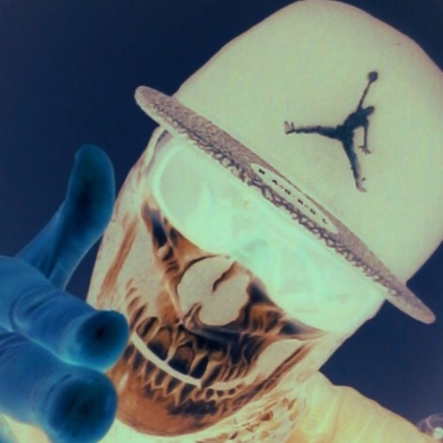 WHO GON BOUNCE WIT ME - DHCRITIKAL