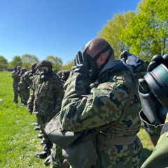 "People will take up arms" - Poland prepares for war