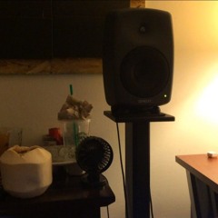 over here slapping smh (Extended) - randomblackdude