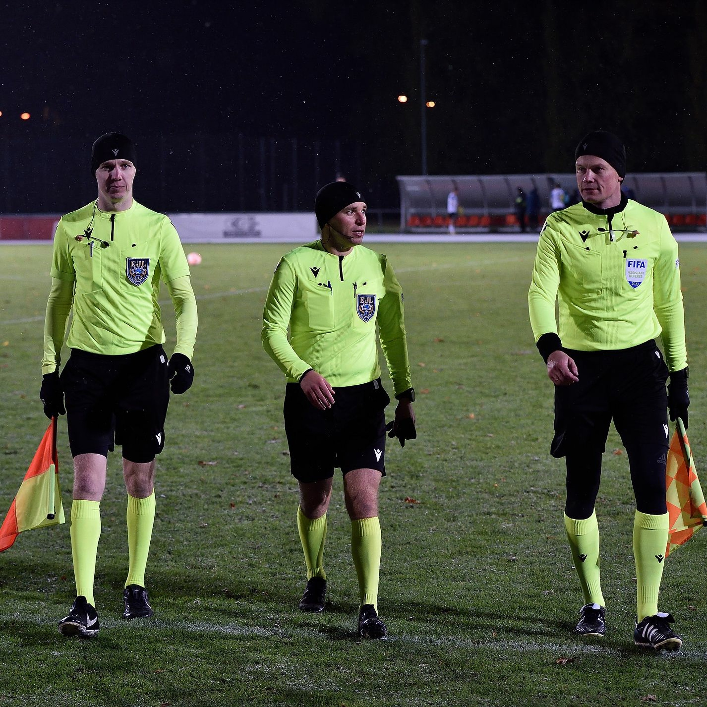 239. saade: Farsile Tartus peavad järgnema vilistamiskeelud