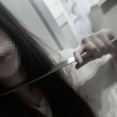 НожКровавый