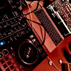 2AM -brother spills beer on my PC- Techno mix
