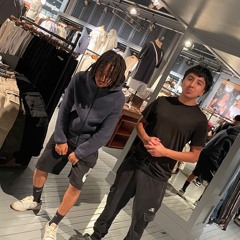 Manos-"Hit ‘em up" Ft. Trippy