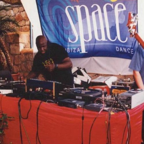 Carl Cox Essential Mix Live At Space, Ibiza Aug 9th 1998