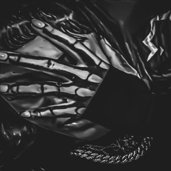 skeleton hand + Kingsley #S.O.S (prixsixiia)