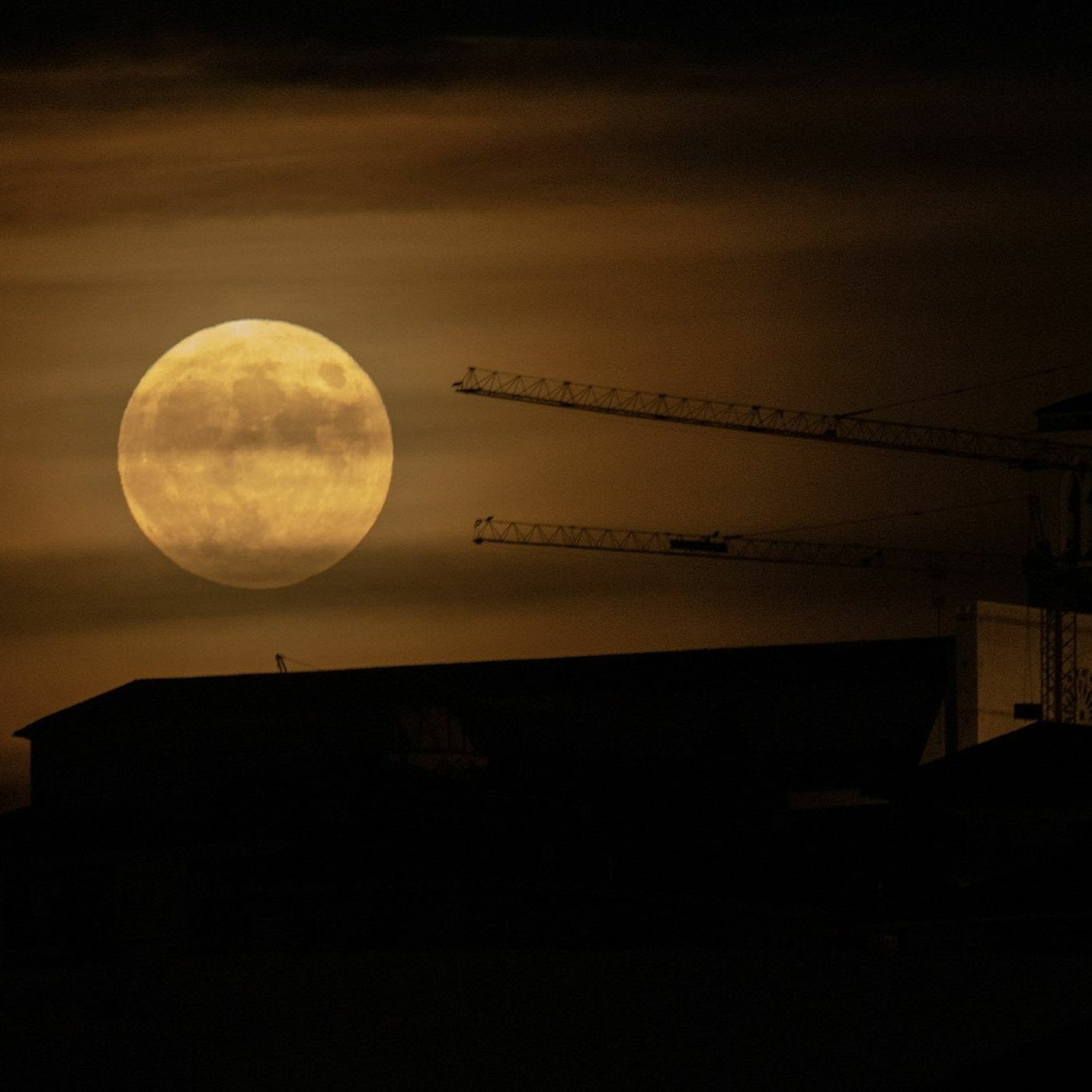 Under The Moon episode artwork