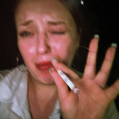 некому обнять (тгк: @real92flowers)