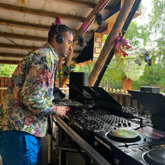 Wurzelfestival 2025 / Secret Forest / Adron / 8-10 AM