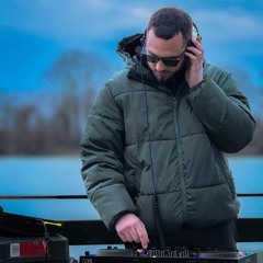 Deep House Deep Tech