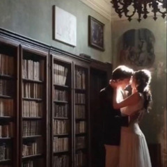 (وأنا معك طول العُمر شمس وقمر)