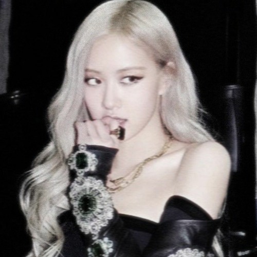 𝕺𝖓 𝕿𝖍𝖊 𝕲𝖗𝖔𝖚𝖓𝖉 - 𝕽𝖔𝖘𝖊 (𝕾𝖑𝖔𝖜𝖊𝖉 𝖆𝖓𝖉 𝕽𝖊𝖛𝖊𝖗𝖇)