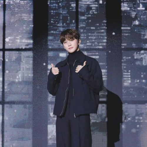Kim Sung Kyu - Room Cover Song by Joochan of Golden Child
