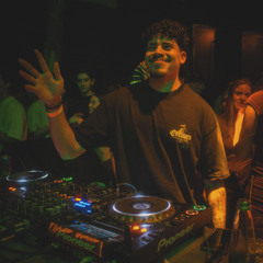 L!on live at Salón Amador Medellín w/ Henri Bergmann, Medellin, Colombia