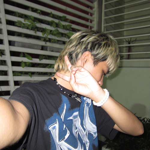 4:44 AM LẢM NHẢM