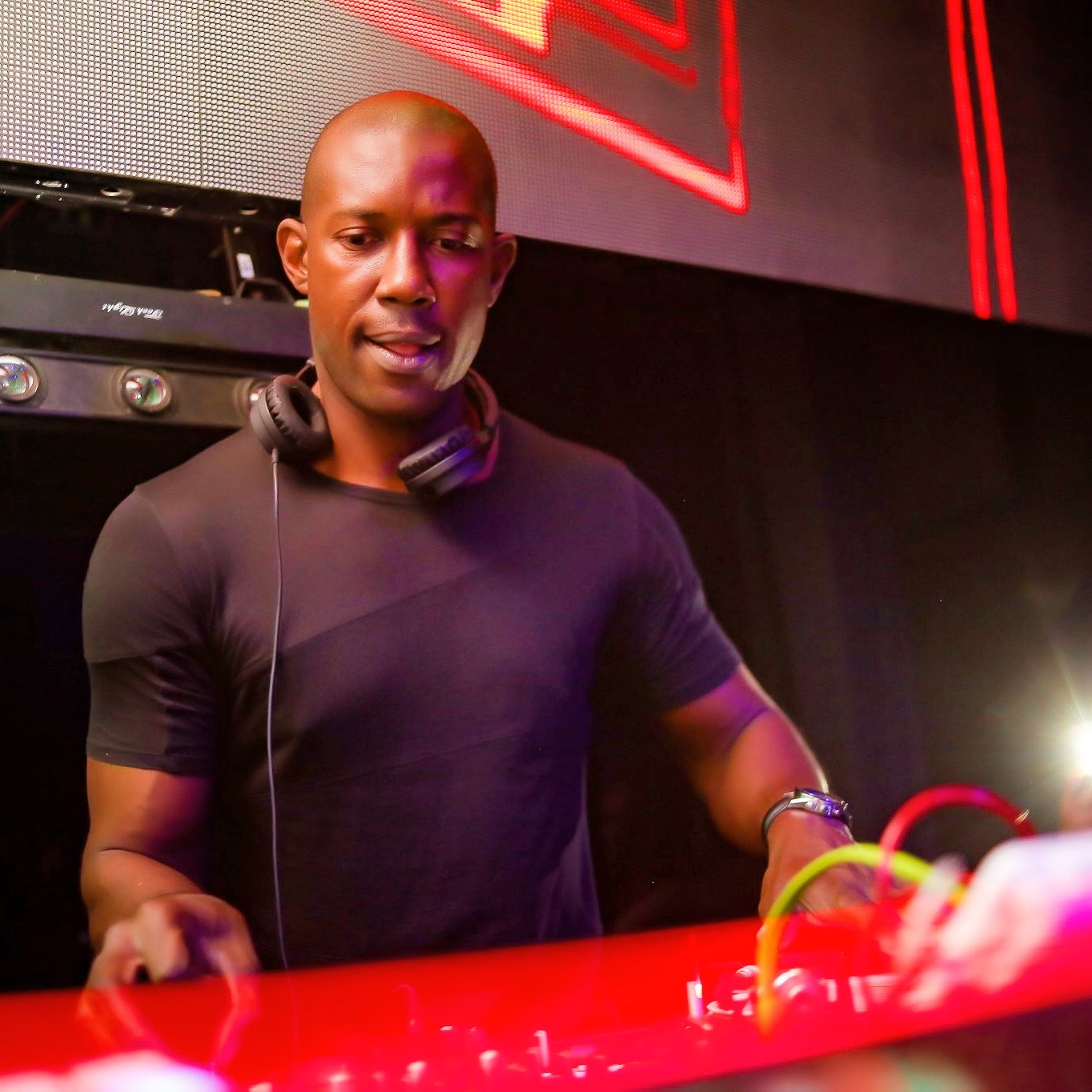 DJ MURPHY