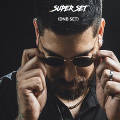 STUDIO SHOT BAR SUNDAY SESSIONS: DRUM AND BASS SET