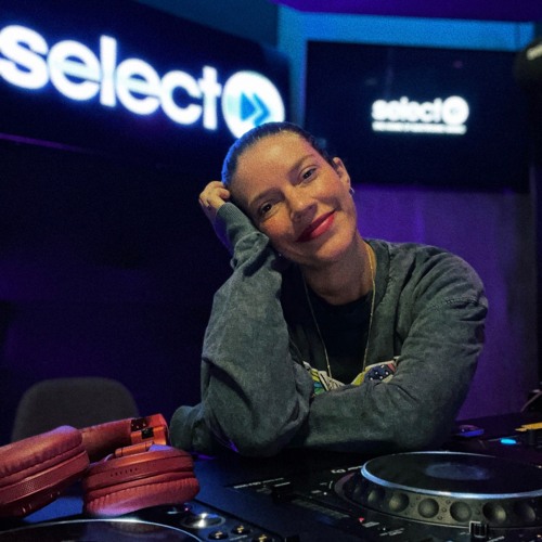 Bear's Select Radio Show // 01.05.2023