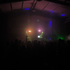 Punts - Keep the Warehouse Jumping
