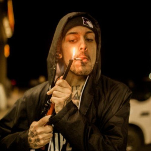 Mackned ft. Cam the Mac - Hol' Up