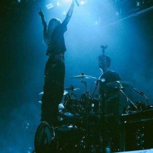 Linkin Park feat Emily Armstrong - The Emptiness Machine