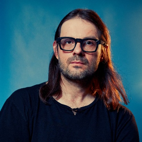 Is Alessandro Cortini an audiophile?