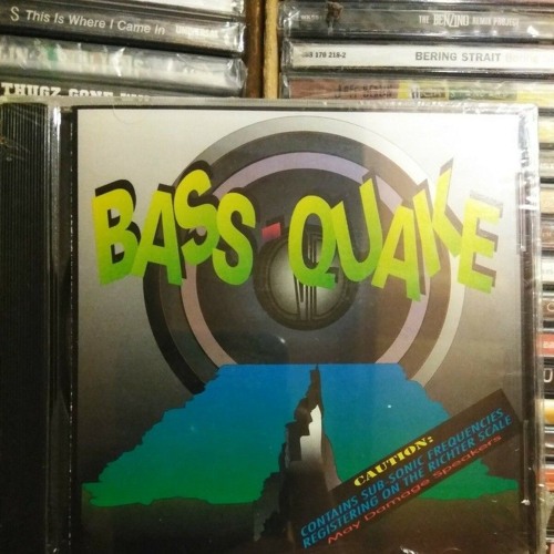 alpha White Knight - electro Bassquke