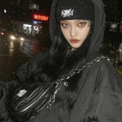 em chỉ muốn hustle hard để mình mau giàu