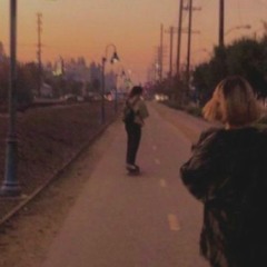 ʕ✿⏏✿ʔ LOOKING AT LIFE THROUGH SUNSET-LENSED AVIATORS