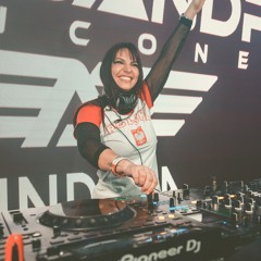 Alessandra Roncone - We Love Trance Club Edition 056 (2Progi 08.03.2025 Poznań)