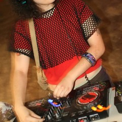 BASS WITHOUT BORDERS -DJ Luzia Fuchsia