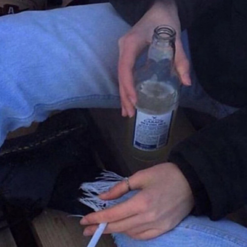 يقل لناس بجيته ؟