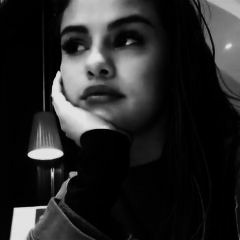 Selena Gomez - Crowded Room (SHDWS Remix)