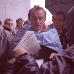 OutRight Alum Helps Resist Soviet Coup Attempt