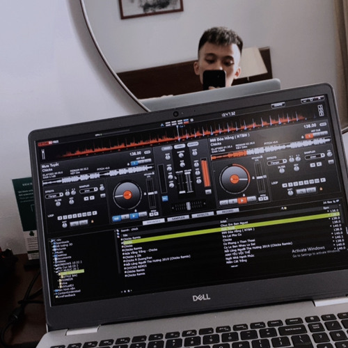 VietMix Còn Thương Em Thì Không Để Cho Em Khóc .mp3