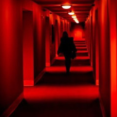 s6ndman + rxbeach - red room [sqge + t3rps + readbattle] {DJSCOOBEXCLUSIVE}