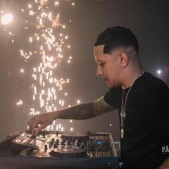MC MENOR THALIS - GLOCK DO PENTE TRANSPARENTE (DJ ZEBRINHA )