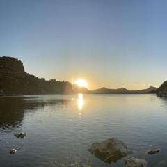 How To Meditate Or Fall Asleep - Binaural Beats 6Hz With Cicadas Frogs And Waterfalls