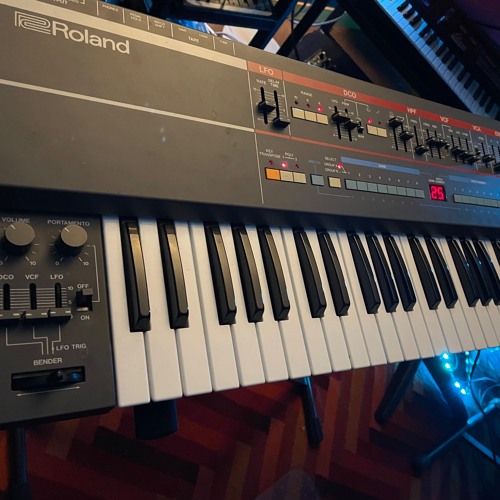 Nadiya - Roland Juno 106