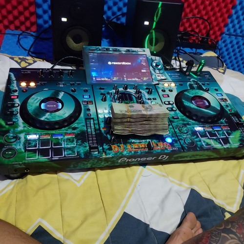 cục xí ngầu KAHH