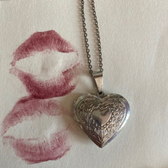 Fly lil love letter (raipo)
