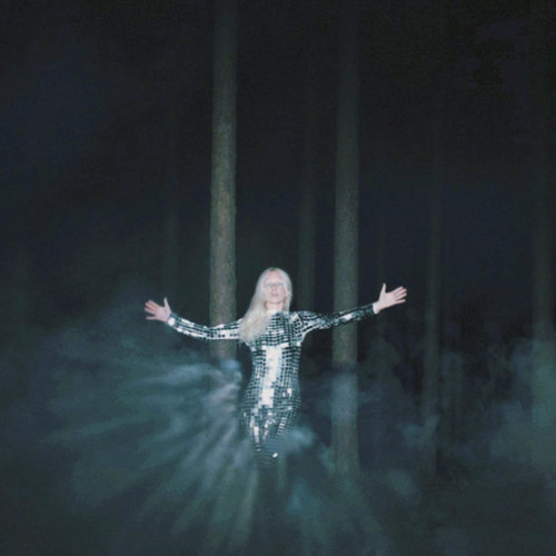 CLUB NESU; an iamamiwhoami & ionnalee tribute